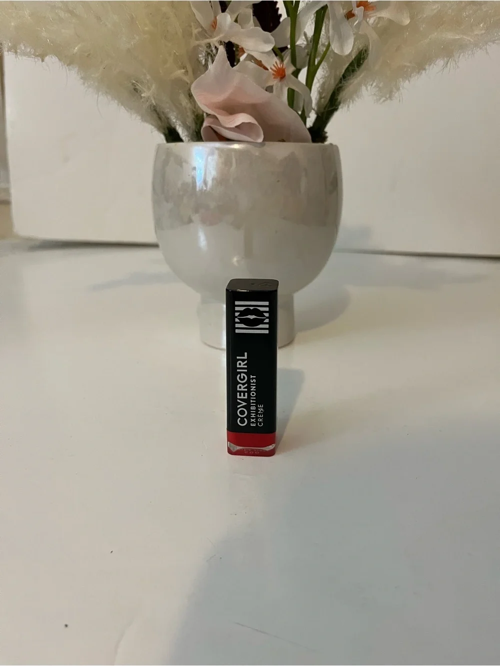 COVERGIRL Black Tube Lipstick with Red Base